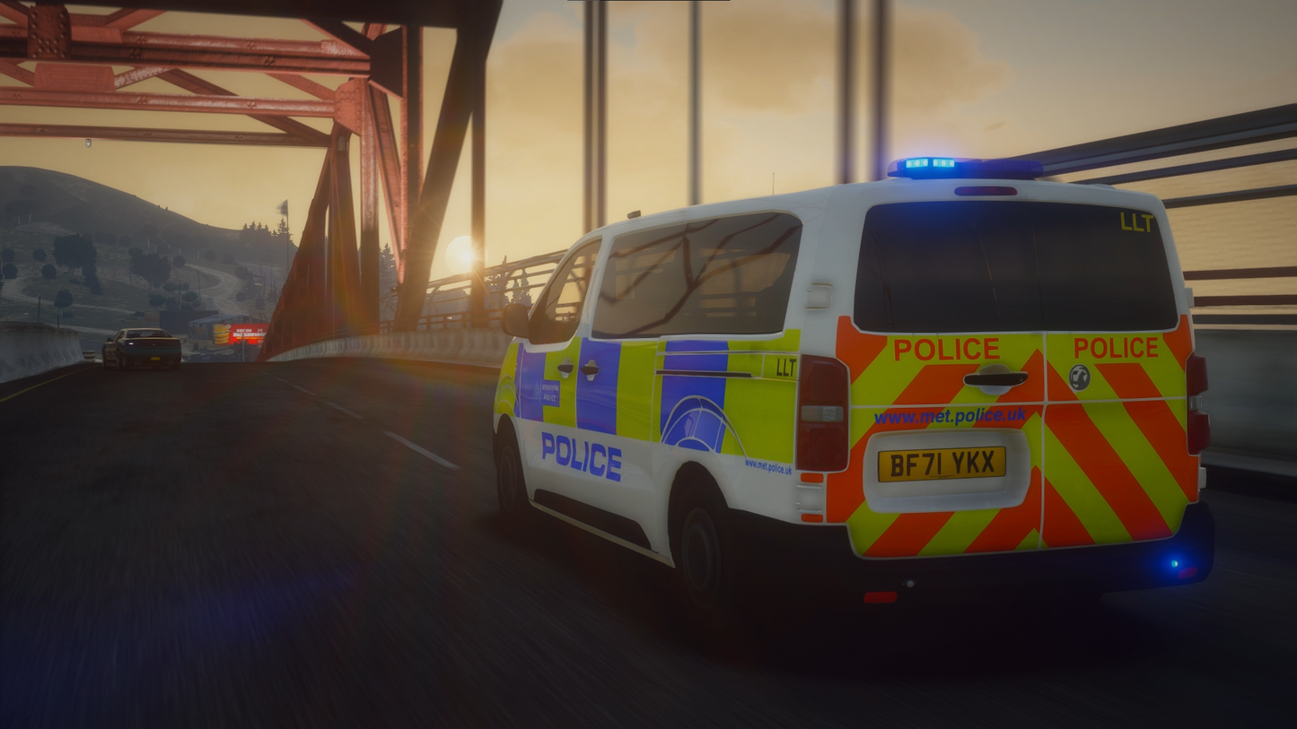 Metropolitan Police Vauxhall Vivaro