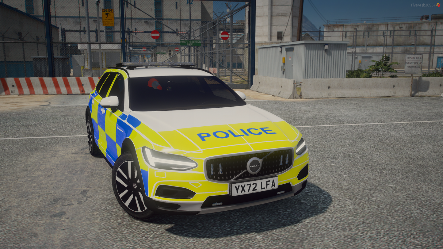 Marked Traffic Volvo V90 Cross Country 2022
