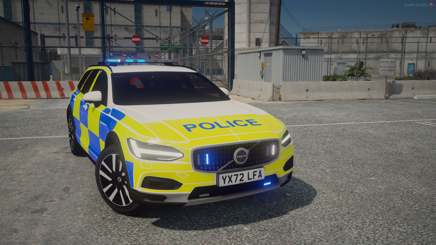 Marked Traffic Volvo V90 Cross Country 2022