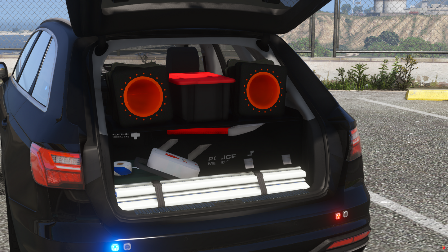 Unmarked Traffic Audi A4 Avant 2023