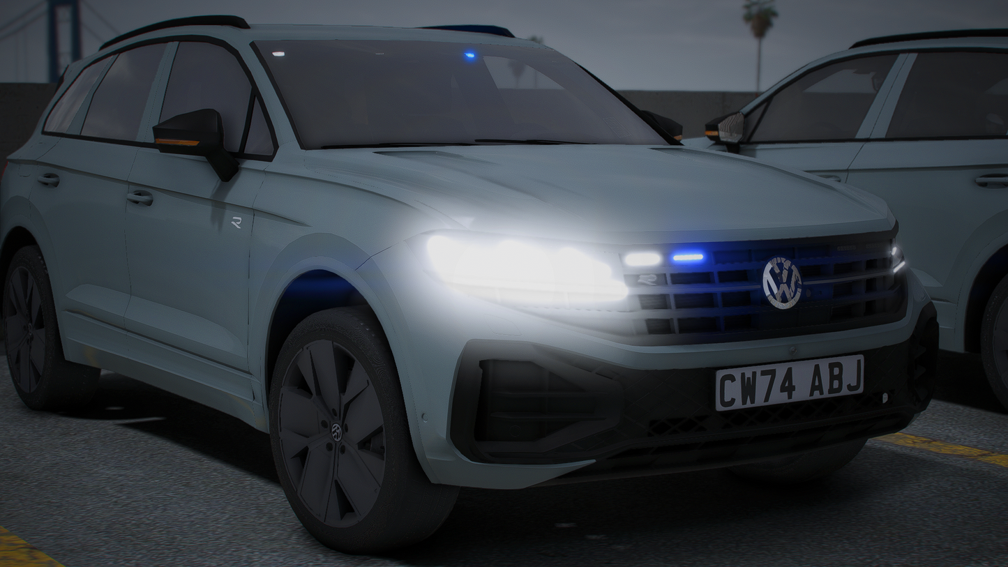 Generic Unmarked Traffic 2024 Volkswagen Touareg ELS